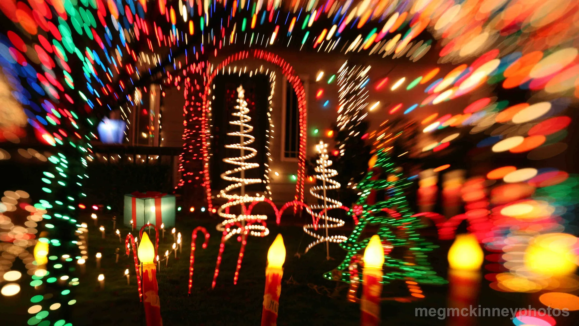 McKinney Lensbaby Christmas Dector