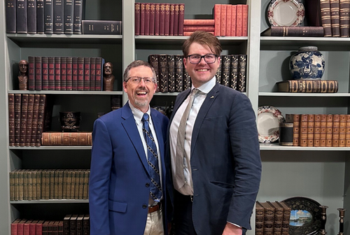  Jonathan Den Hartog and Craig Bruce Smith