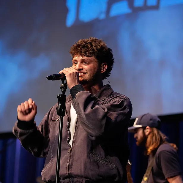 Male Vocalist on Stage