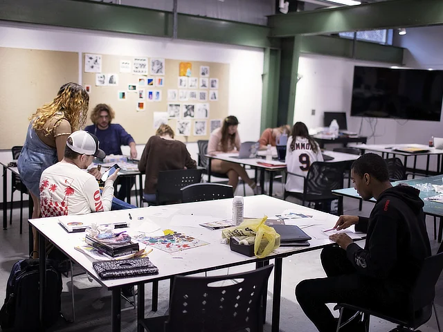 studio art students
