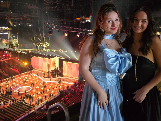 Via-Vicary-GRAMMYs-Seats