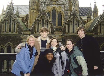 Samford Students at Cathedral