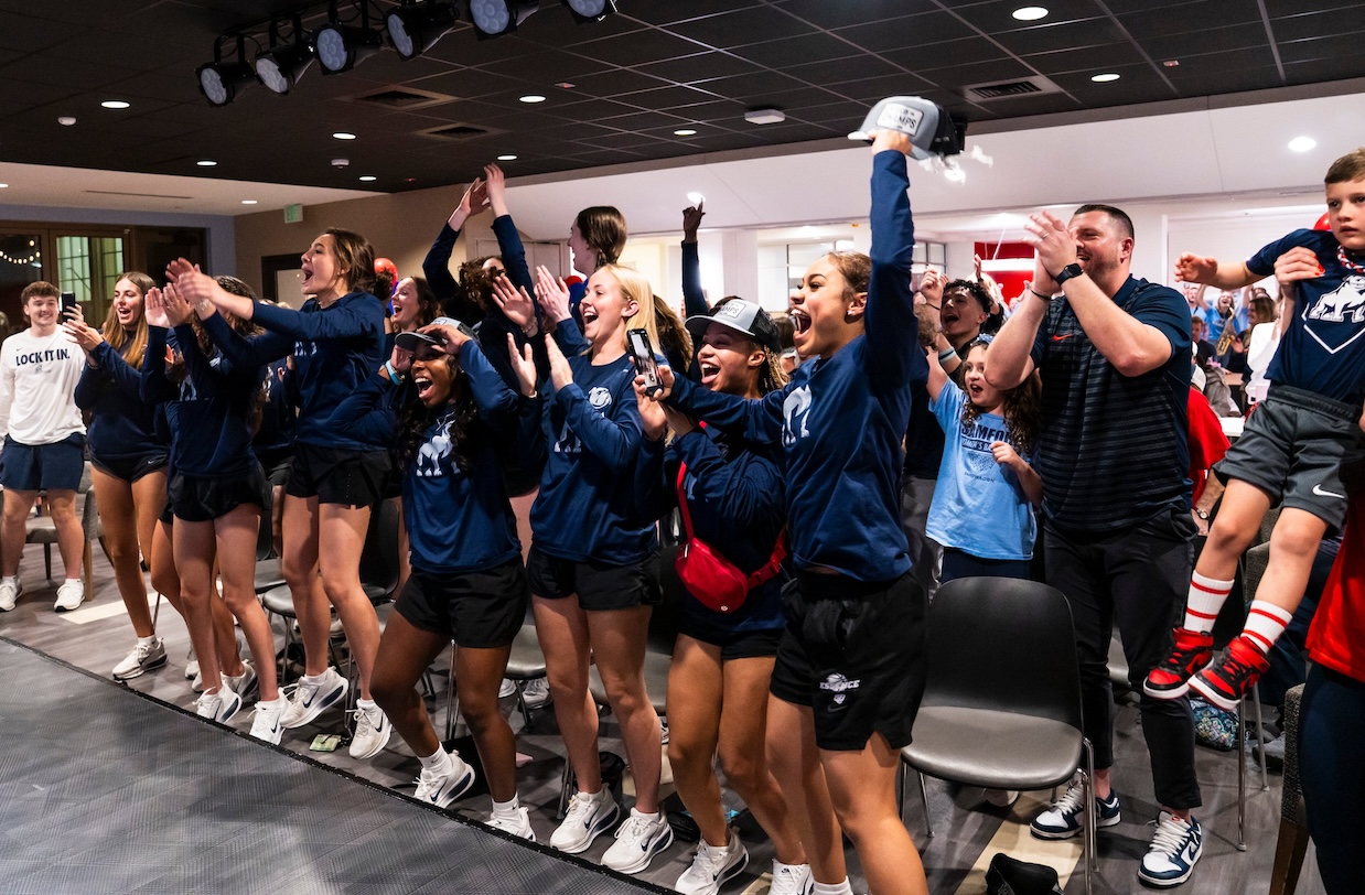Samford women Celebrate NCAAs