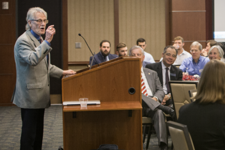 Vernon Smith lectures to audience