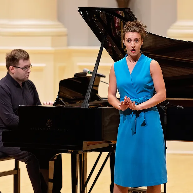 Female Vocalist with Pianist
