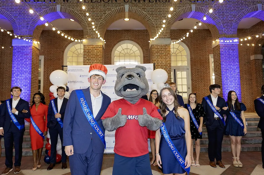 Homecoming King and Queen crowned